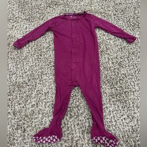 9-12m magnetic me footed sleeper